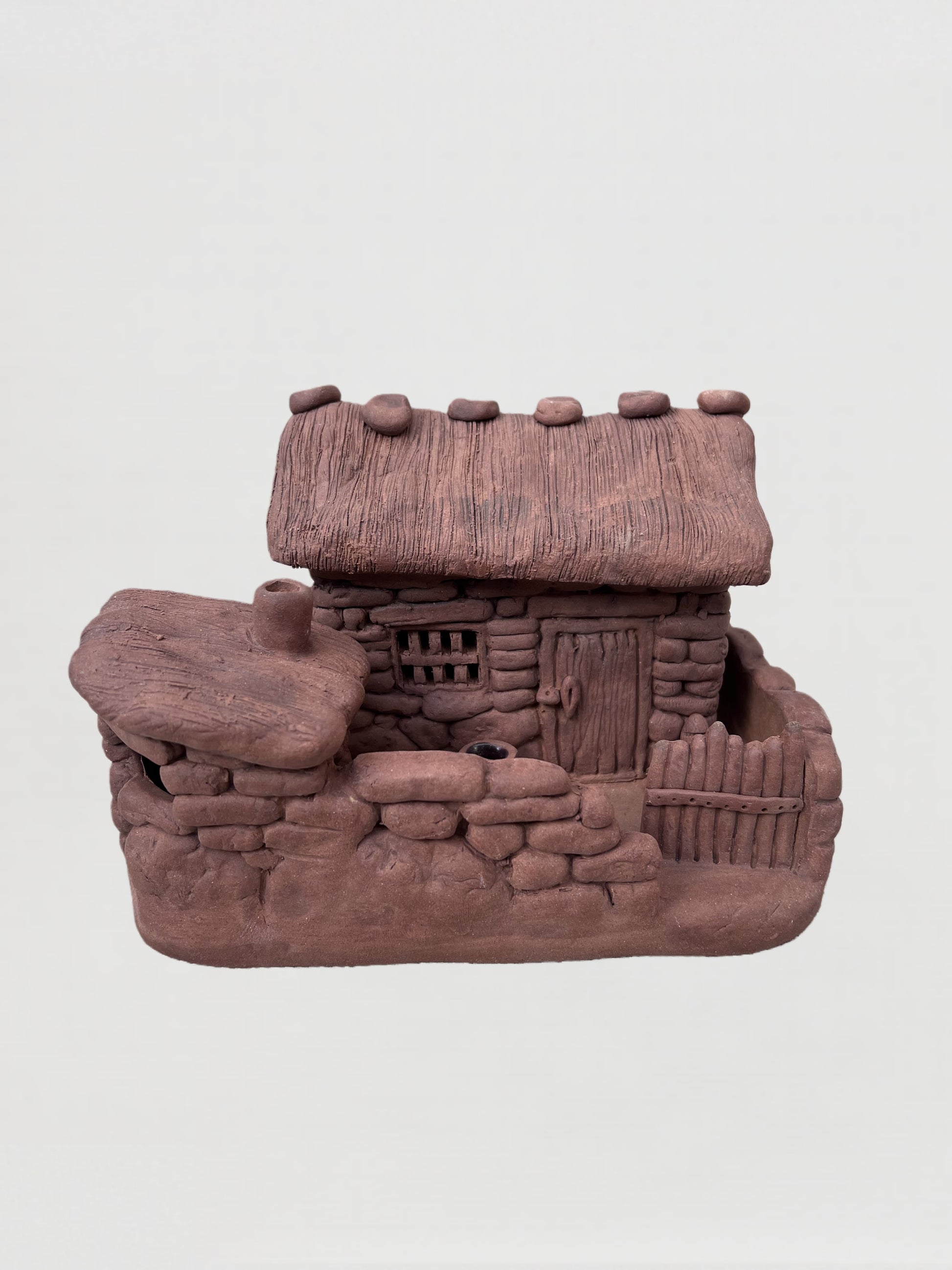 Handmade clay figurine – 土坯老屋