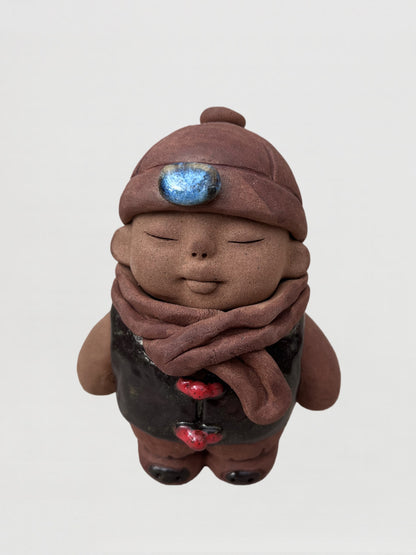 Handmade clay figurine – 少爺暖冬童