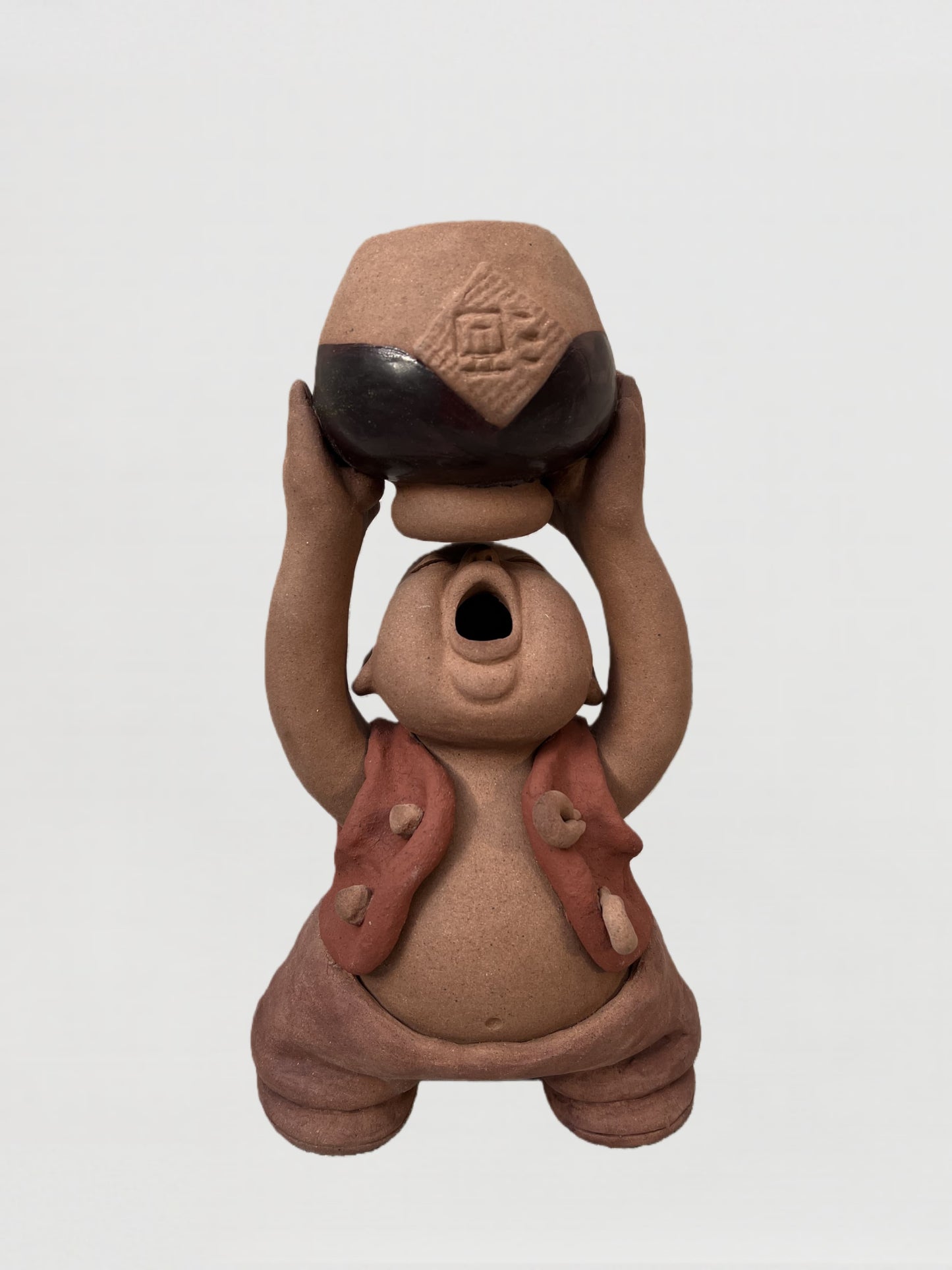 Handmade clay figurine – 舉缸豪飲