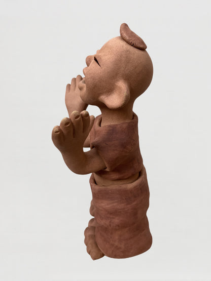 Handmade clay figurine – 赤足歡拍童