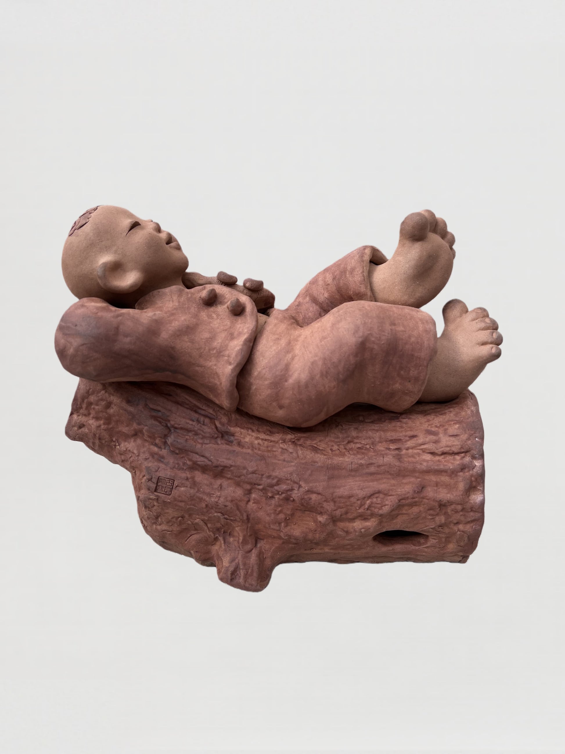 Handmade clay figurine – 赤腳童‧木上酣憩