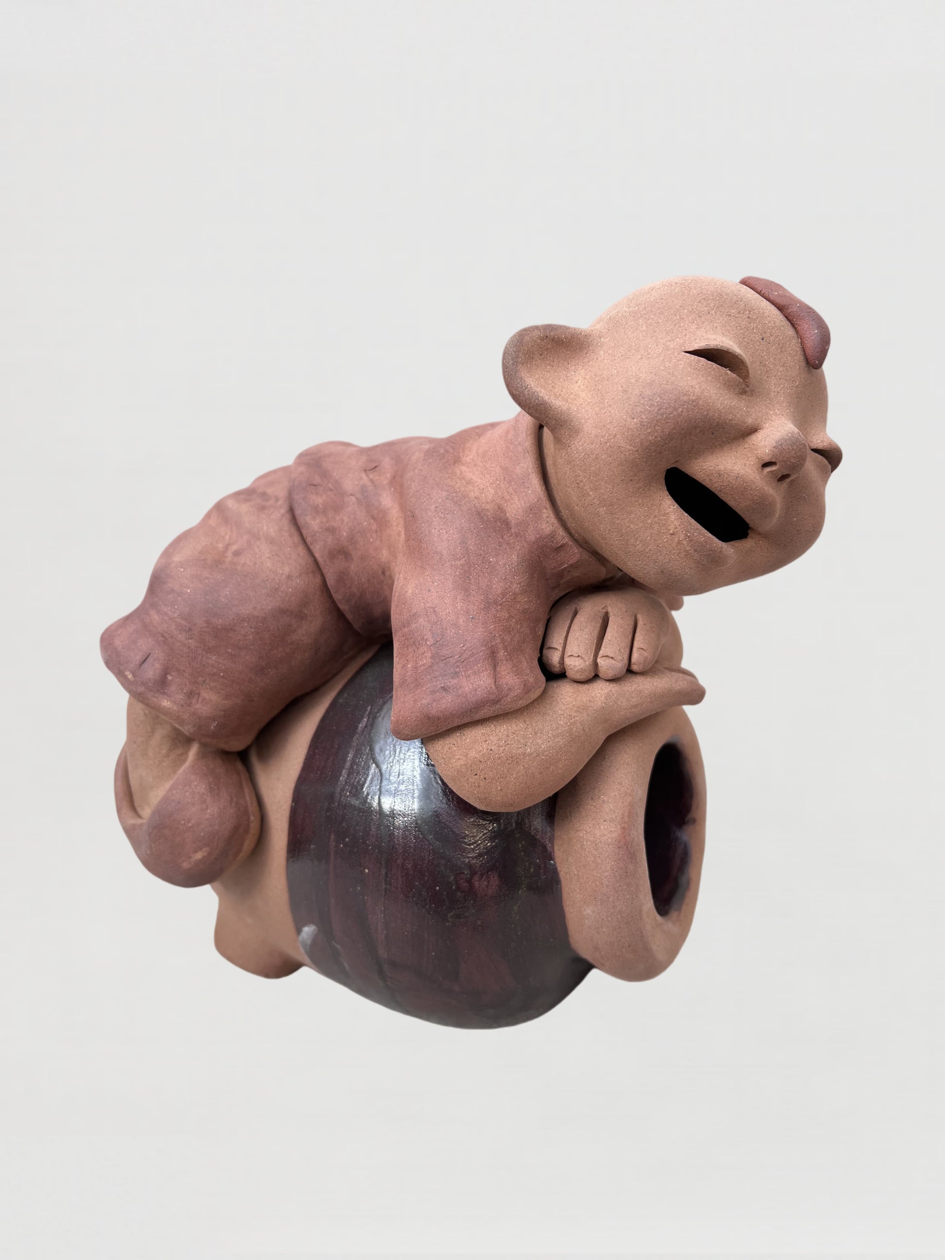 Handmade clay figurine – 缸上童笑