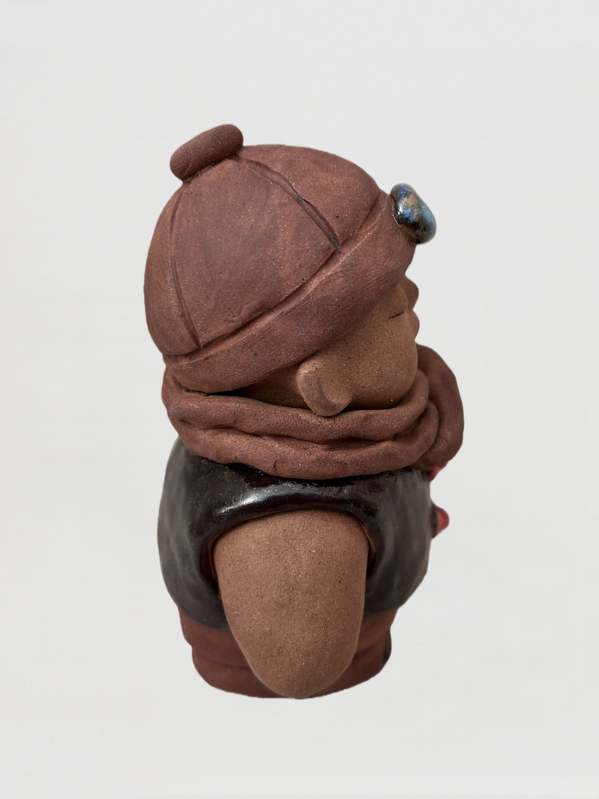 Handmade clay figurine – 少爺暖冬童